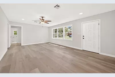 815 Brooks Avenue, Rosenberg, TX 77471 - Photo 9