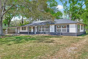 815 Brooks Ave, Rosenberg, TX 77471 - Photo 3