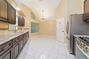 13123 Careywood Dr, Sugar Land, TX 77478 - Photo 9