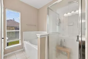 2207 Tarrytown Crossing Dr, Conroe, TX 77304 - Photo 19