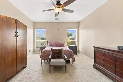2207 Tarrytown Crossing Drive, Conroe, TX 77304 - Photo 15