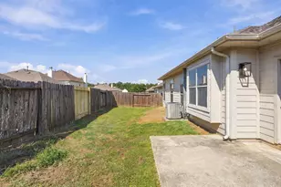 2207 Tarrytown Crossing Dr, Conroe, TX 77304 - Photo 27