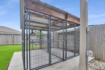 430 Walnut Branch Drive, Baytown, TX 77523 - Photo 27