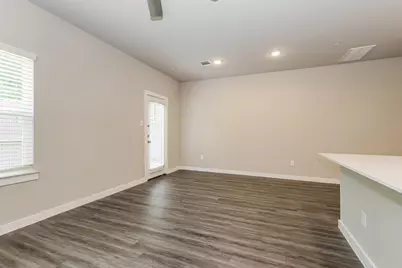 305 N Centro Circle, Shenandoah, TX 77385 - Photo 3