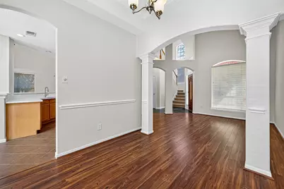 15618 Edgemere Court, Sugar Land, TX 77498 - Photo 9