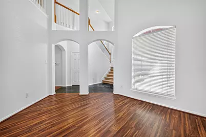 15618 Edgemere Court, Sugar Land, TX 77498 - Photo 5