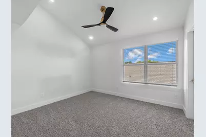 7727 Green Lawn Drive, Houston, TX 77088 - Photo 29