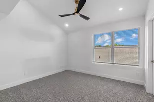 7727 Green Lawn Dr, Houston, TX 77088 - Photo 29