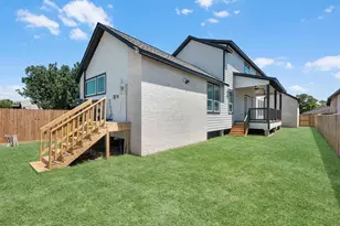 7727 Green Lawn Dr, Houston, TX 77088 - Photo 33