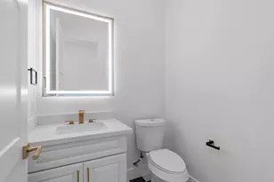 7727 Green Lawn Dr, Houston, TX 77088 - Photo 19