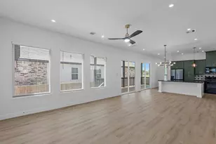 7727 Green Lawn Dr, Houston, TX 77088 - Photo 5