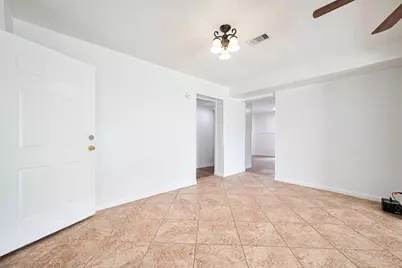 227 N Austin Drive, Angleton, TX 77515 - Photo 11