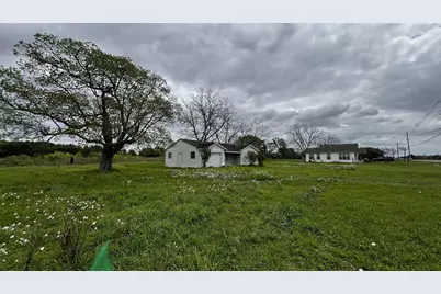 1008 State Hwy 3, League City, TX 77573 - Photo 3