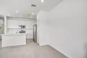 2160 Salinas Dr, Rosharon, TX 77583 - Photo 9