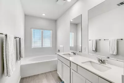 2160 Salinas Drive, Rosharon, TX 77583 - Photo 17