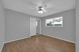 27121 Wells Ln, Oak Ridge North, TX 77385 - Photo 19