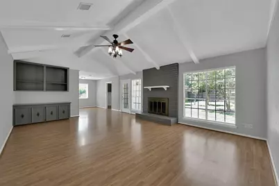 27121 Wells Lane, Oak Ridge North, TX 77385 - Photo 11