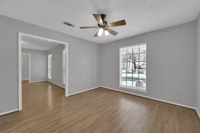 27121 Wells Lane, Oak Ridge North, TX 77385 - Photo 5