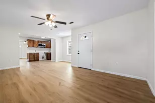 1127 Harris Way, Galveston, TX 77551 - Photo 7