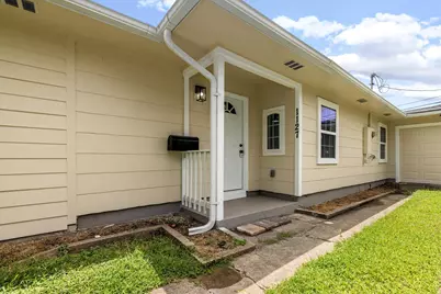 1127 Harris Way, Galveston, TX 77551 - Photo 5