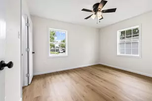 1127 Harris Way, Galveston, TX 77551 - Photo 13