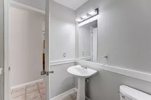 12415 Silversmine Dr, Houston, TX 77014 - Photo 41