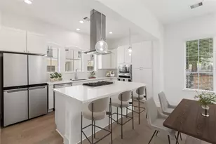 7702 Westside Villas Ln, Houston, TX 77055 - Photo 1