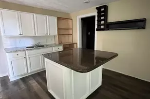 6908 Larkstone St, Houston, TX 77028 - Photo 15