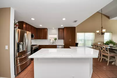 9414 Bauer Oaks Drive, Houston, TX 77095 - Photo 11