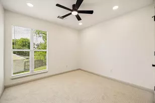 9203 Belle Park Dr, Houston, TX 77099 - Photo 29
