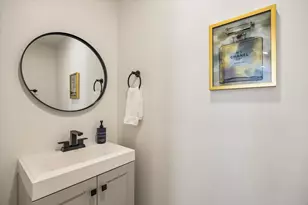 9203 Belle Park Dr, Houston, TX 77099 - Photo 17