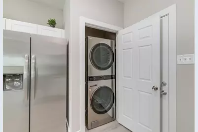 3603 Fidelity Street #B, Houston, TX 77029 - Photo 9