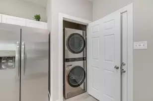 3603 Fidelity St, Houston, TX 77029 - Photo 9