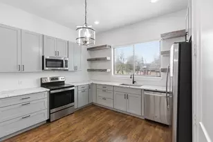 3034 Wayne St, Houston, TX 77026 - Photo 7