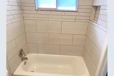 10122 Shadow Wood Drive #23, Houston, TX 77043 - Photo 11