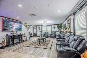 2019 Vanamen Ct, Conroe, TX 77304 - Photo 5