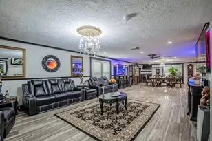 2019 Vanamen Ct, Conroe, TX 77304 - Photo 3