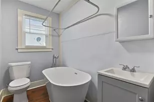 909 28th St, Galveston, TX 77550 - Photo 23