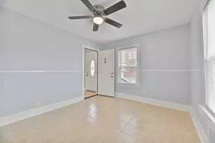 909 28th St, Galveston, TX 77550 - Photo 9