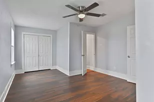 909 28th St, Galveston, TX 77550 - Photo 35