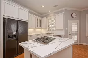 6413 Westcott St, Houston, TX 77007 - Photo 9