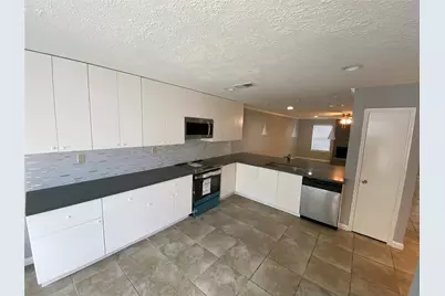 10946 Bexley Drive #946, Houston, TX 77099 - Photo 3