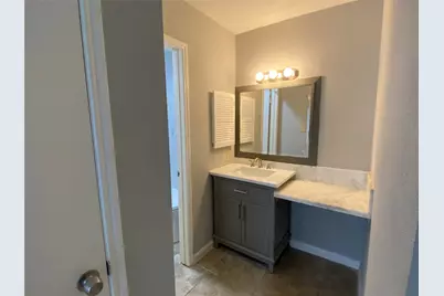 10946 Bexley Drive #946, Houston, TX 77099 - Photo 7