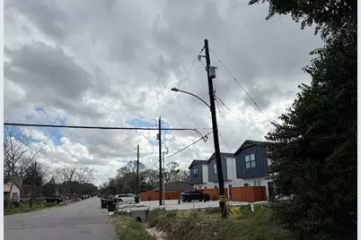 8423 Venus Street, Houston, TX 77088 - Photo 7