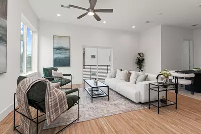 4714 Thornton Views  Rd, Houston, TX 77018 - Photo 13