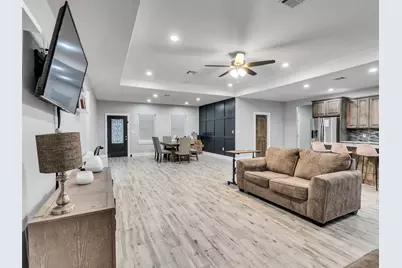 24 County Road 2293, Cleveland, TX 77327 - Photo 9