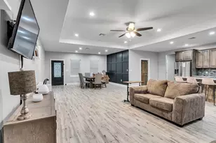 24 County Rd 2293, Cleveland, TX 77327 - Photo 9