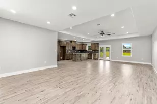 24 County Rd 2293, Cleveland, TX 77327 - Photo 5