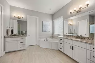 1216 Murrayhill Dr, Houston, TX 77043 - Photo 15