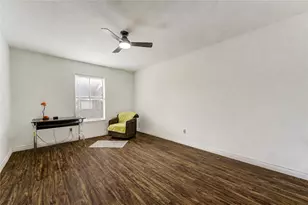 830 Threadneedle St, Houston, TX 77079 - Photo 35